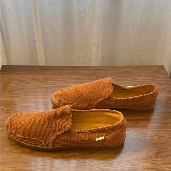 Sanuk Women’s Brown Corduroy Loafers - Picture 3 of 10